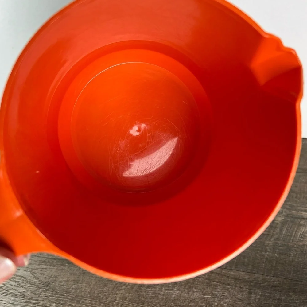 Vintage‎ Orange Rubbermaid 1 1/2 Quart Pitcher White Top #2745 3